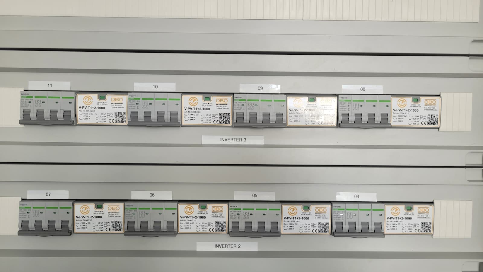 5kVA Hybrid Inverter image