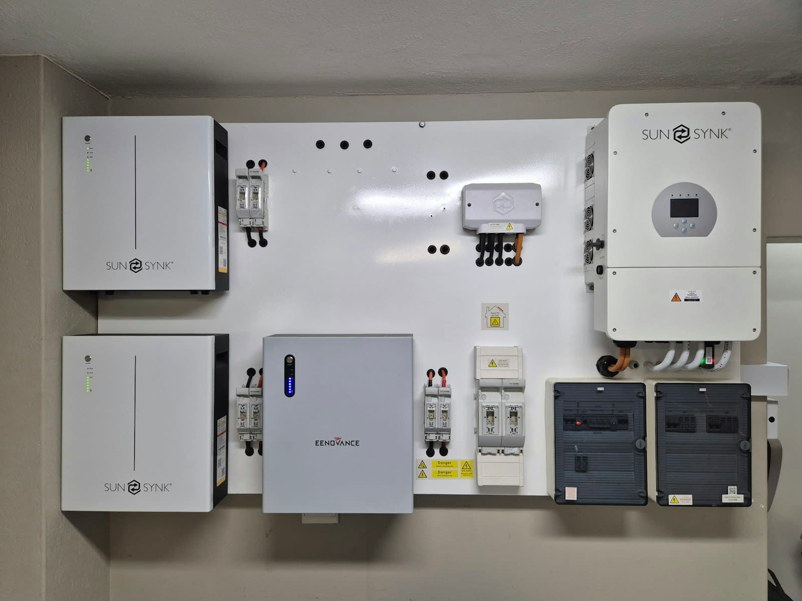 5kVA Hybrid Inverter image